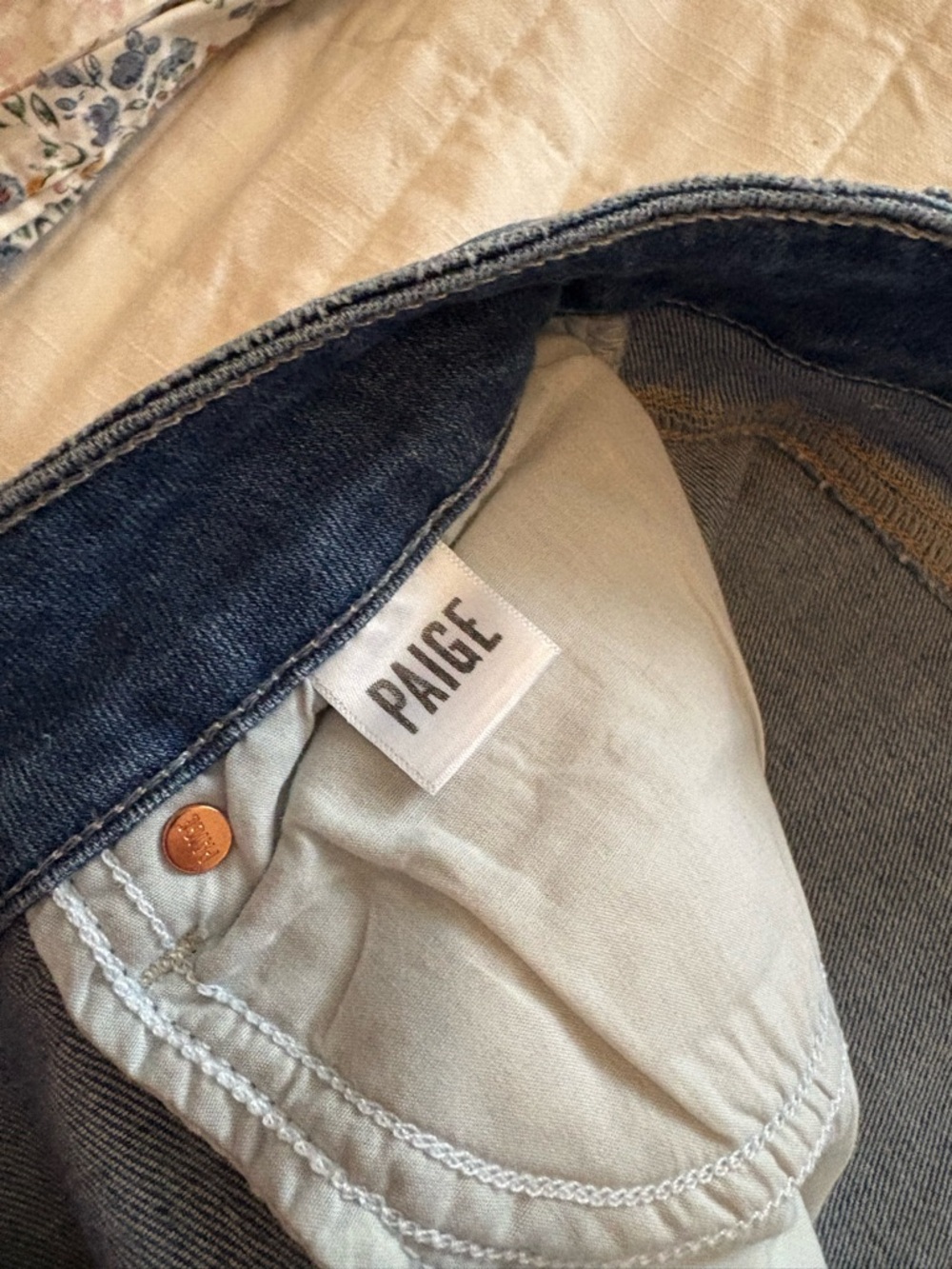 PAIGE Anessa Wide-Leg High-Rise Jeans - Picture 7 of 8